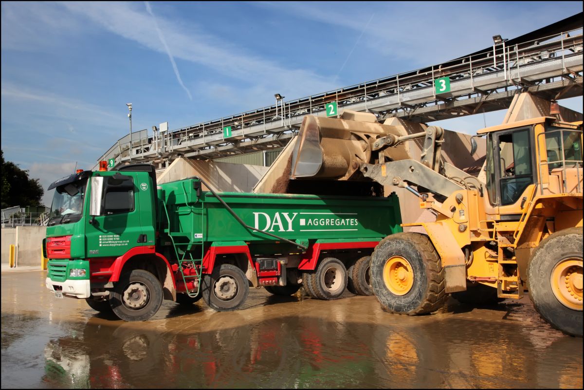 Aggregate Handling London: Swipe To View More Images