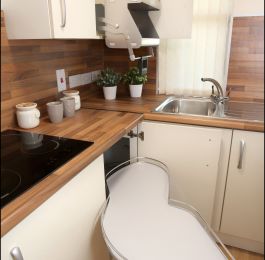 Refurbished Kitchen Nottingham: Click Here To View Larger Image